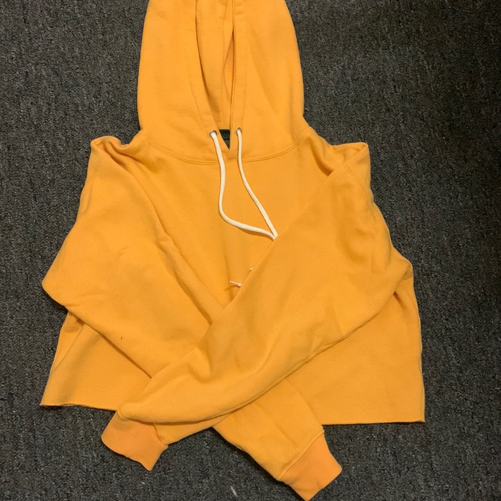 Cropped hoodie